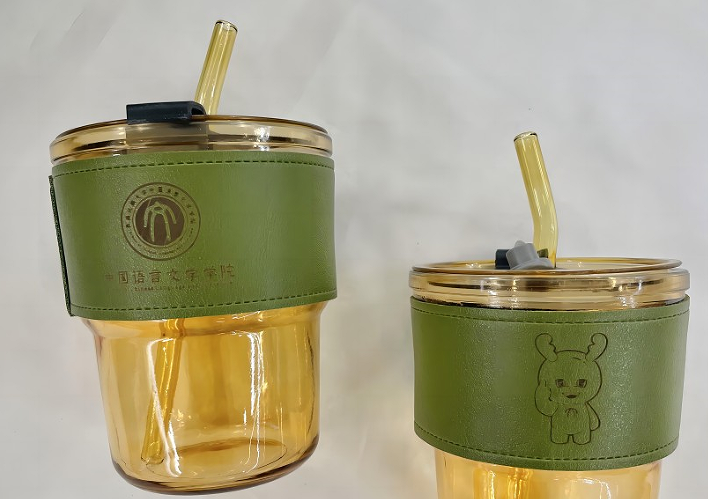 尚小七攜手中國文學(xué)院，定制畢業(yè)季專屬禮物，共筑青春夢想